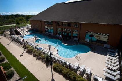 Timber Ridge Lodge and Waterpark - image 4