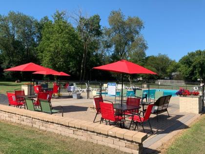 Geneva Wells Motel - image 15