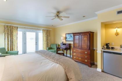 The Geneva Inn - image 5