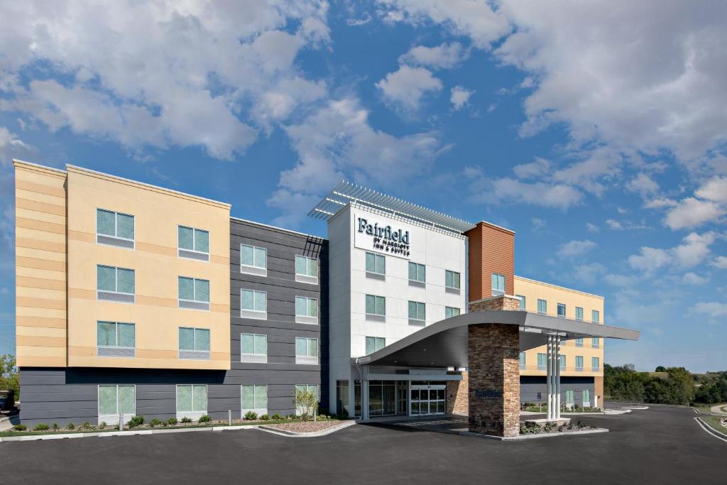 Fairfield Inn & Suites by Marriott Lake Geneva - main image