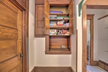 Large Pristine Lake Geneva Home in Downtown! - image 10