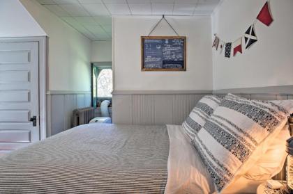 Large Pristine Lake Geneva Home in Downtown! - image 14