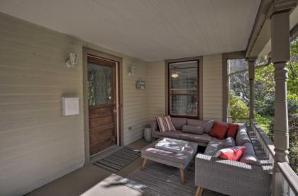 Dtwn Lake Geneva Home Walk to Beach and Restaurants - image 3