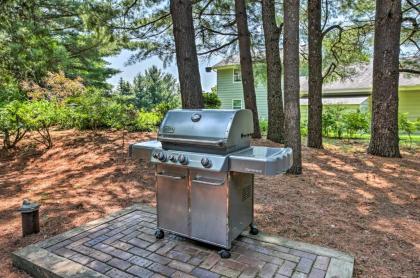 Lake Geneva Home with Fire Pit - 5 Mins to Town! - image 12