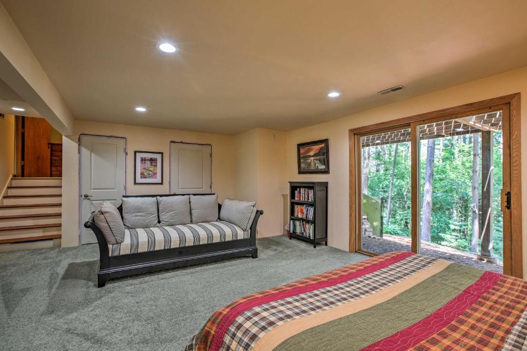 Lake Geneva Home with Fire Pit - 5 Mins to Town! - image 3