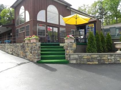 Mohican Resort Motel Conveniently located to all Adirondack attractions