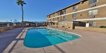 Super 8 by Wyndham Lake Havasu City - image 2