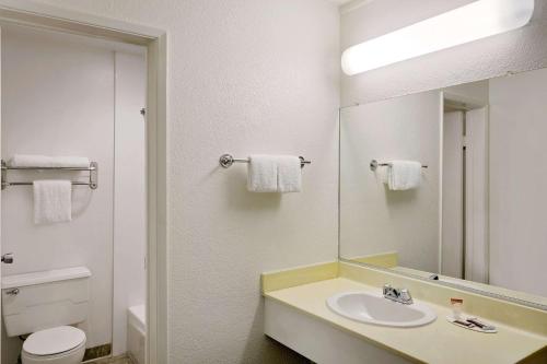Lake Place Inn Lake Havasu City - image 4