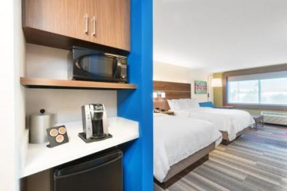 Holiday Inn Express & Suites Lake Havasu - London Bridge an IHG Hotel - image 5
