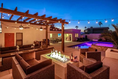 Pet Friendly - Amazing Yard - Heated Pool and Spa - Avenida Laredo - main image