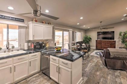 Serene Desert Getaway 4 Mi to Lake Havasu! - image 12