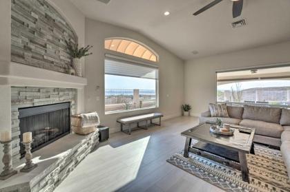 Luxurious Lake Havasu Home with Private Yard - image 3