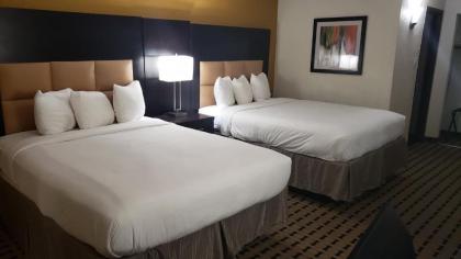 Red Roof Inn Lake Jackson - image 2