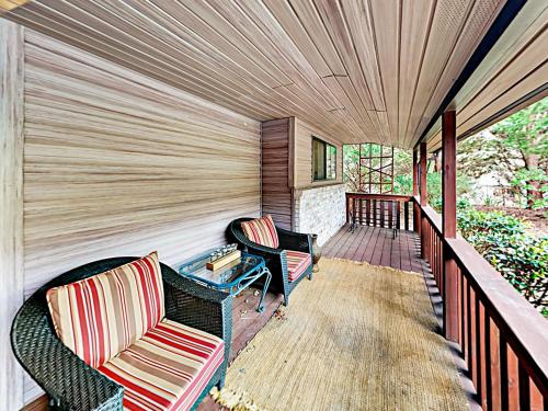 Dogwood House Home - image 2