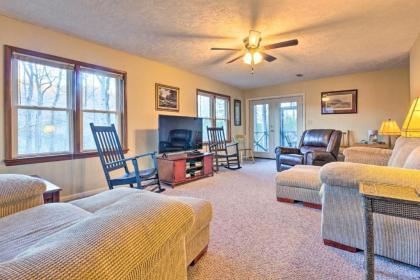 Hilltop Hideaway At Rumbling Bald on Lake Lure! - image 10