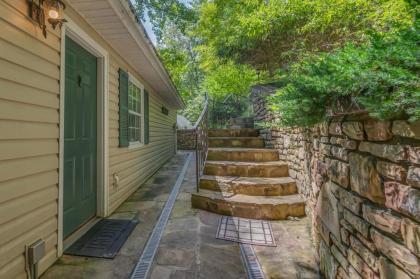 Blarney Stone Cottage - image 3