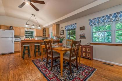 Blarney Stone Cottage - image 8