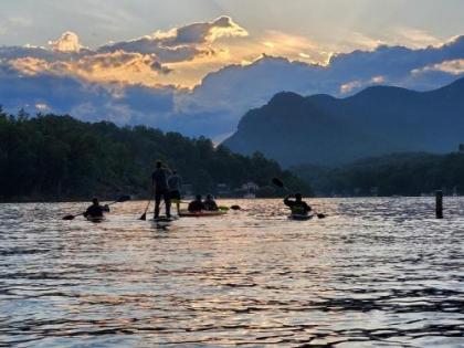 Holiday homes in Lake Lure North Carolina