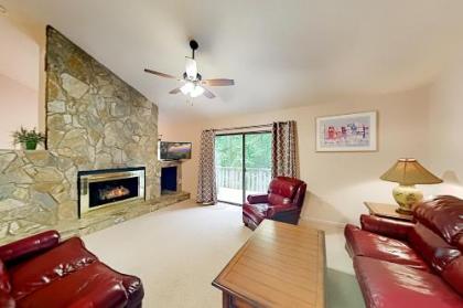 Rumbling Bald Resort - Fireplace & 3 Balconies condo