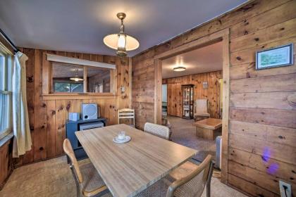 Riverfront Escape with Dock 19 Mi to Saratoga! - image 6