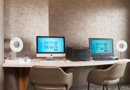 SpringHill Suites Detroit Auburn Hills - image 4