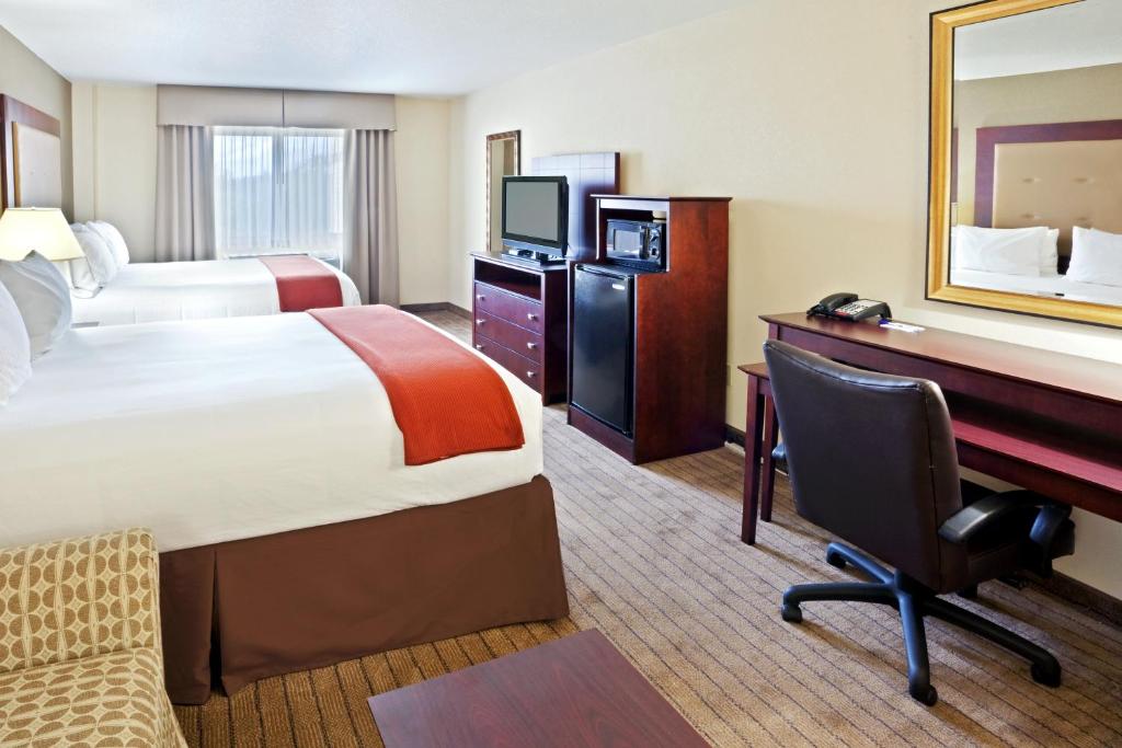 Holiday Inn Express Portland South - Lake Oswego an IHG Hotel - image 5
