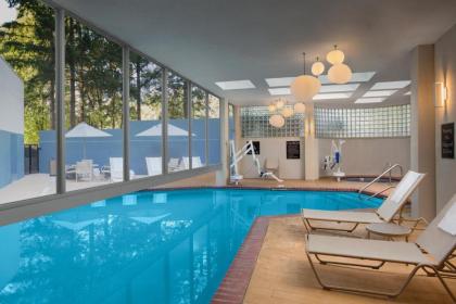 Crowne Plaza Portland   Lake Oswego an IHG Hotel Lake Oswego