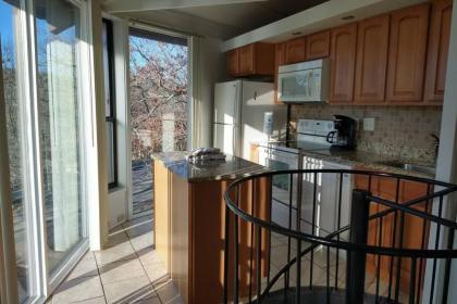 Unit 13-Treetop 2 Bedroom Villa - image 7