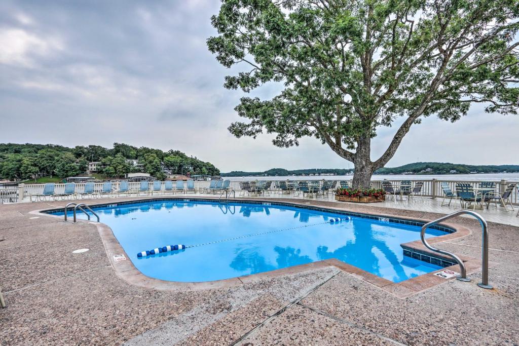 Stunning Waterfront Lake Ozark Condo with Pool! - image 4