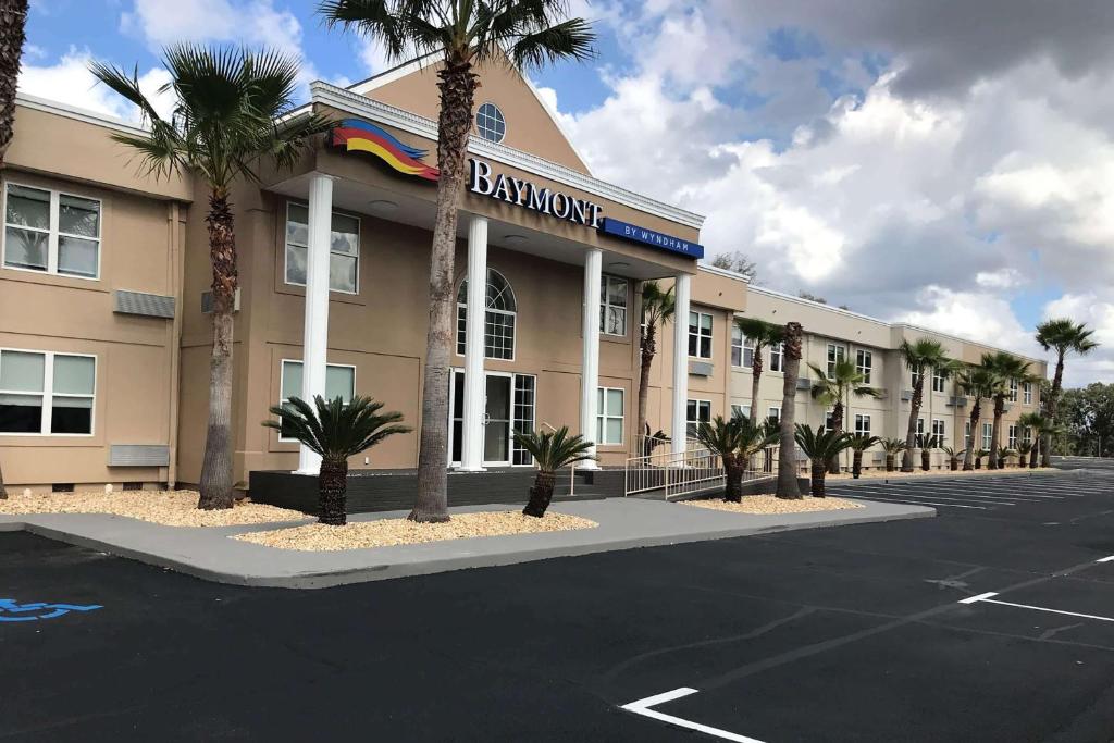 Travelodge by Wyndham Lake Park Valdosta - main image