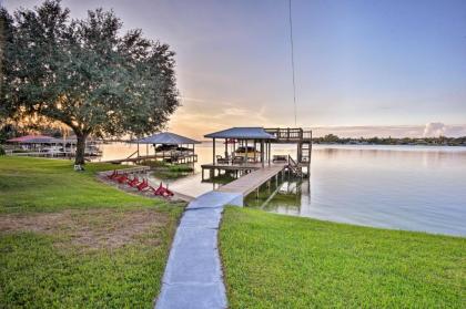 Waterfront Lake Placid Cottage with Private Boat Dock Lake Placid Florida