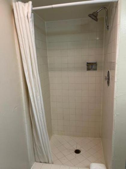 Travel Inn - image 10