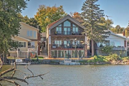 Waterfront Black Hawk Home Game Room and Boat Dock Lake View Iowa