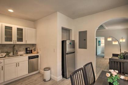 Lake Worth Apt with Ocean View about 1 Mile to Beach! - image 10