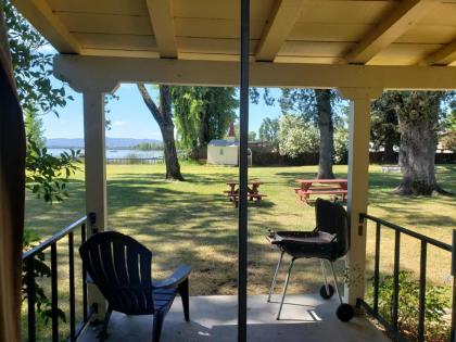 Skylark Shores Resort - image 2