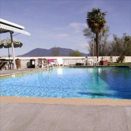 Anchorage Inn Lakeport - image 3