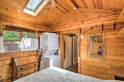 Spacious Lakeside Cottage - 2 Miles to Marblehead! - image 10