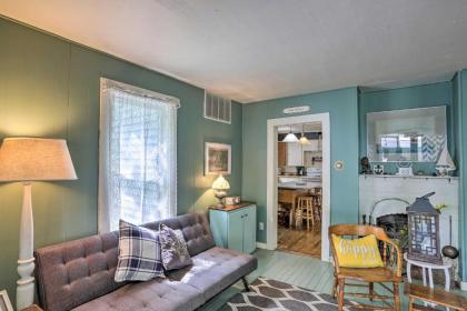 Spacious Lakeside Cottage - 2 Miles to Marblehead! - image 4
