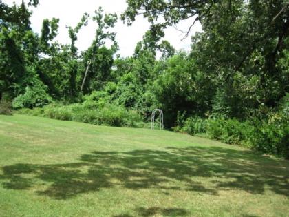 Twin Lakes Inn - image 2