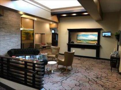 Interlaken Inn Lakeville
