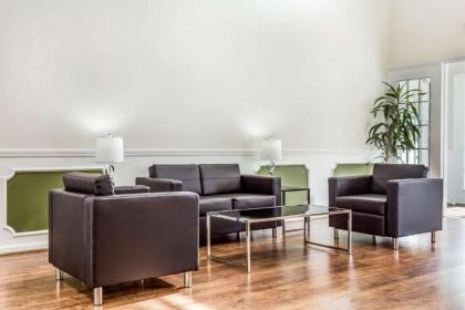 Quality Inn Lancaster - image 12