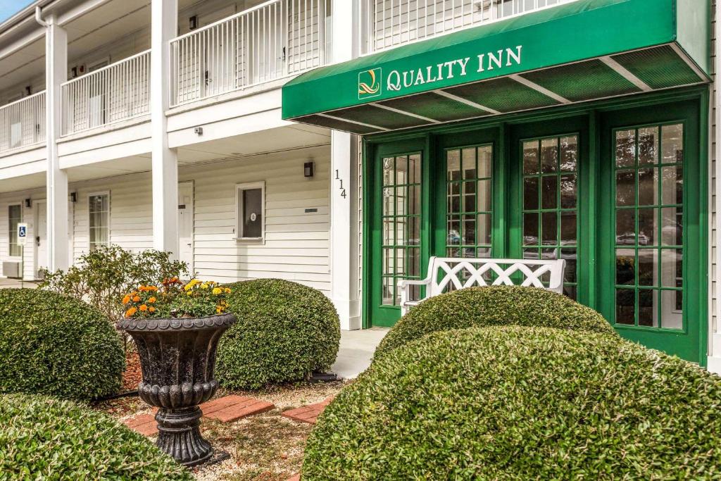 Quality Inn Lancaster - image 2
