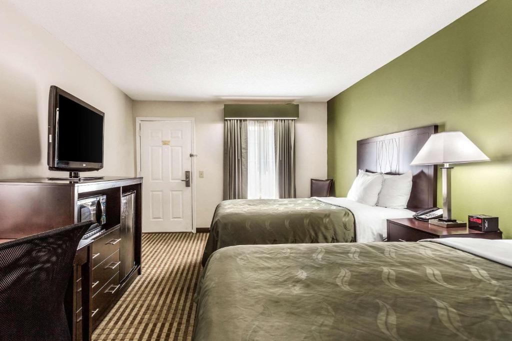 Quality Inn Lancaster - image 5