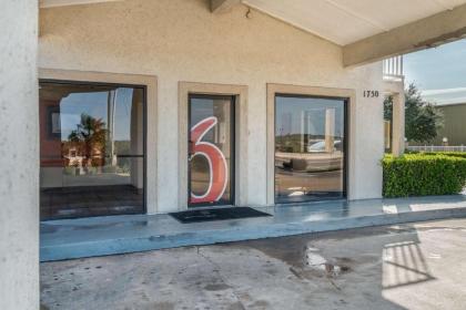 Motel 6-Lancaster TX - DeSoto - Lancaster - image 4