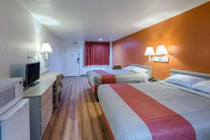 Motel 6-Lancaster TX - DeSoto - Lancaster - image 9