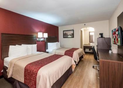 Red Roof Inn Lancaster - image 1