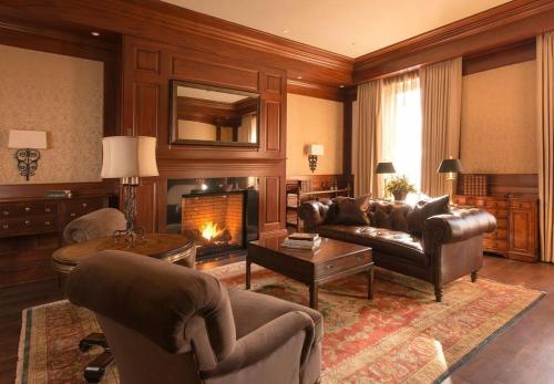 Lancaster Marriott at Penn Square - image 3