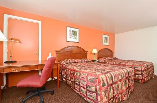 America's Best Value Inn Lancaster - image 2