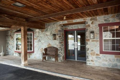 The Country Inn of Lancaster - image 5