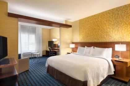 Fairfield Inn & Suites by Marriott Lancaster East at The Outlets - image 3